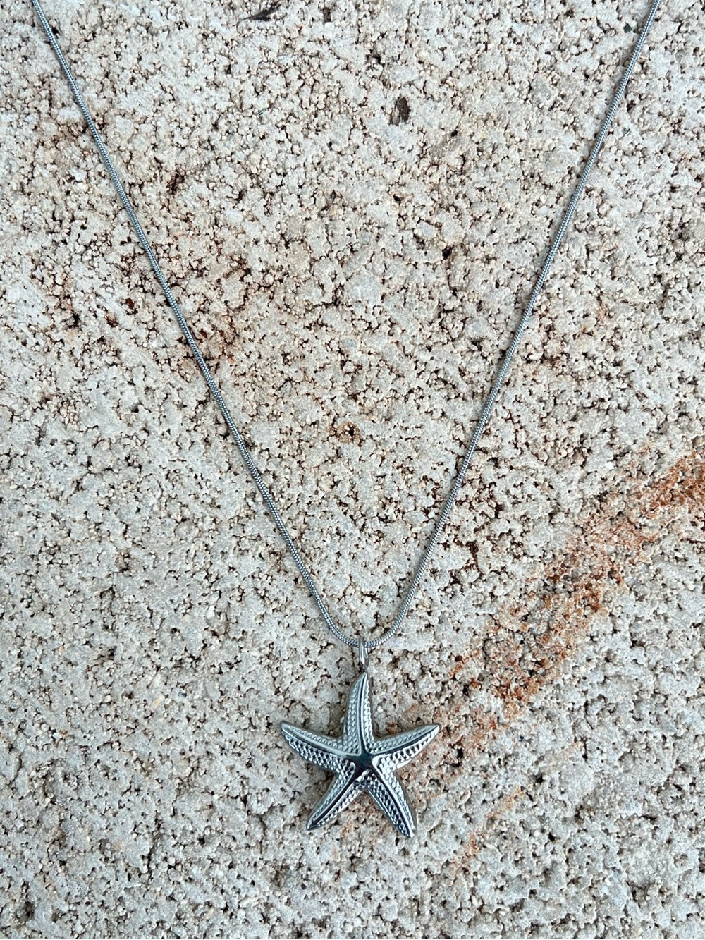Waterproof Starfish Pendant Necklace - Silver